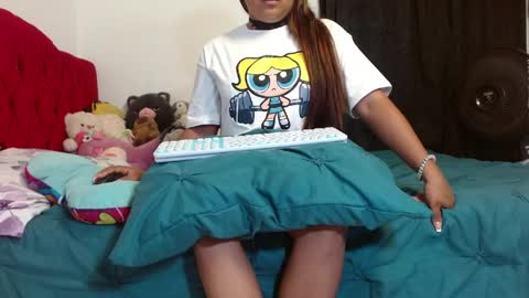 Snapshot of ariana_kittenn chatting on 2, 4, 2026 Ariana online show from 2, 4, 2026