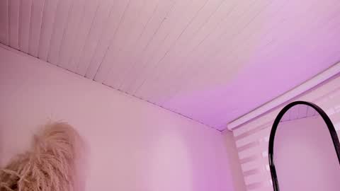 Ariana  online show from 3, 12, 2024