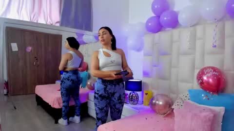  ariana  online show from 4, 11, 2025