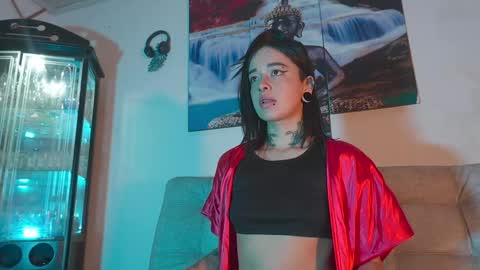 ariana_whitee online show from 24, 4, 2026