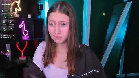 arianaa_cat online show from 26, 4, 2026