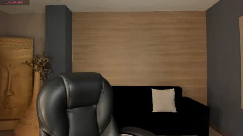 Ariana Dumont online show from 20, 4, 2026