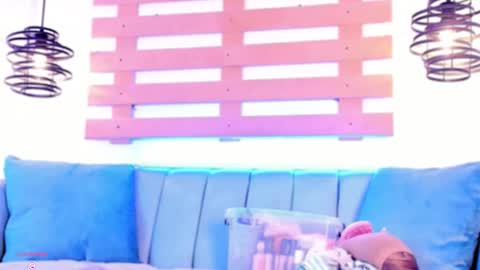 Ari  online show from 24, 10, 2025