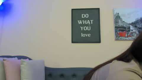 Arianavyx online show from 4, 2, 2026