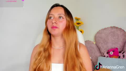 Snapshot of arianna_gren chatting on 5, 3, 2025 Arianna online show from 5, 3, 2025