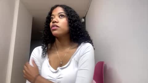 Snapshot of arianna_roxe_ chatting on 26, 5, 2026 arianna_roxe_ online show from 26, 5, 2026