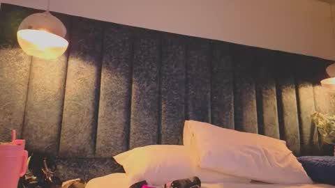 Arianna online show from 9, 9, 2025