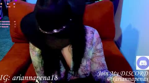 Arianna Pea online show from 8, 11, 2025