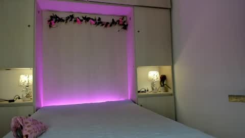 Snapshot of ariannavega_ chatting on 28, 4, 2026 ariannavega_ online show from 28, 4, 2026