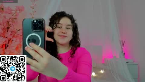 Snapshot of ariella_sol chatting on 9, 1, 2025 Ariella GTM3 Tue Wed Thu Fri Sat 0400 am-1030pm online show from 9, 1, 2025