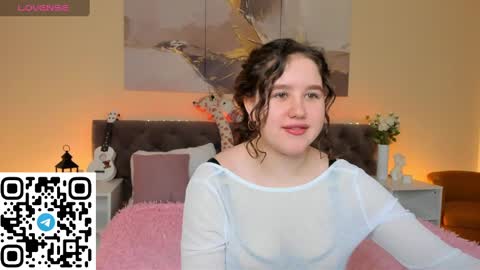 Snapshot of ariella_sol chatting on 30, 1, 2025 Ariella GTM3 Tue Wed Thu Fri Sat 0400 am-1030pm online show from 30, 1, 2025