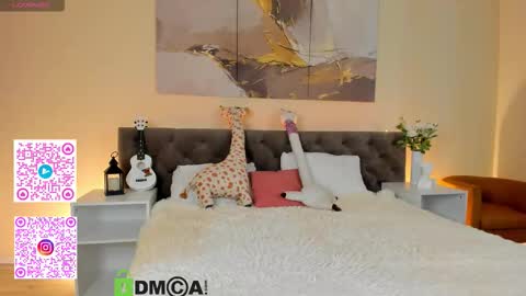 Snapshot of ariella_sol chatting on 9, 10, 2025 Ariella GTM3 Tue Wed Thu Fri Sat 0400 am-1030pm online show from 9, 10, 2025