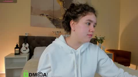 Snapshot of ariella_sol chatting on 10, 10, 2025 Ariella GTM3 Tue Wed Thu Fri Sat 0400 am-1030pm online show from 10, 10, 2025