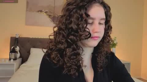 Snapshot of ariella_sol chatting on 14, 11, 2025 Ariella GTM3 Tue Wed Thu Fri Sat 0400 am-1030pm online show from 14, 11, 2025