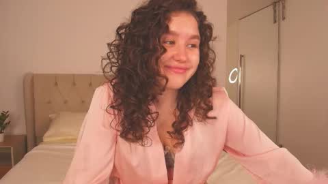 Snapshot of ariella_sol chatting on 7, 1, 2026 Ariella GTM3 Tue Wed Thu Fri Sat 0400 am-1030pm online show from 7, 1, 2026