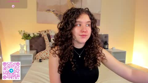 Snapshot of ariella_sol chatting on 6, 6, 2026 Ariella GTM3 Tue Wed Thu Fri Sat 0400 am-1030pm online show from 6, 6, 2026
