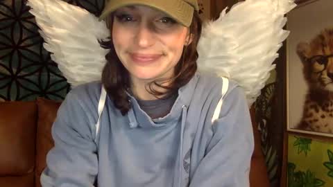 Snapshot of arielwyld chatting on 16, 12, 2024 ariel colin when hes here online show from 16, 12, 2024