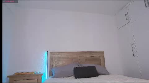 Snapshot of arilass chatting on 9, 6, 2026 A n g e l f r o m H e l l online show from 9, 6, 2026