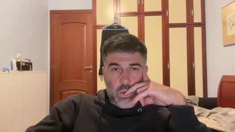 share online show from 2, 11, 2025