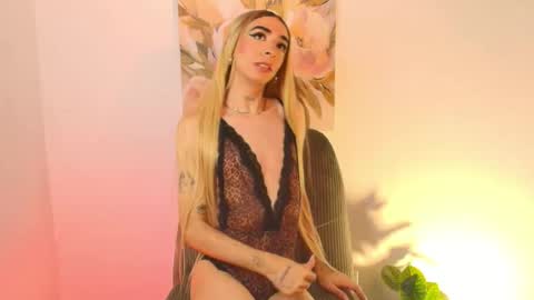 Snapshot of arivega chatting on 12, 5, 2026 Nice to meet you thumb up me please its important I LOOK MY BIO DOWN online show from 12, 5, 2026