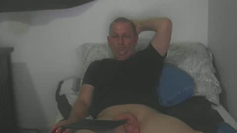luv2benawty online show from 22, 4, 2026