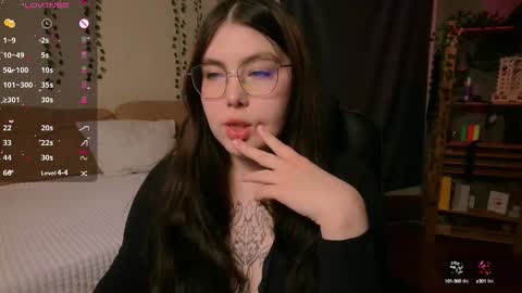 Astrid online show from 8, 10, 2025