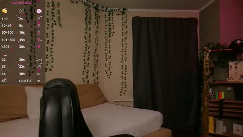 Astrid online show from 11, 10, 2025