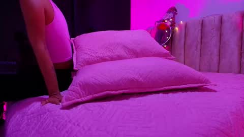 Arleth  online show from 5, 12, 2025