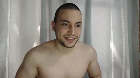 Snapshot of armando_2002 chatting on 22, 11, 2025 ARMANDO online show from 22, 11, 2025