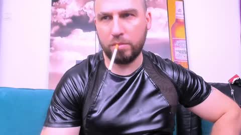 Snapshot of armandosteel chatting on 12, 12, 2024 Armando online show from 12, 12, 2024