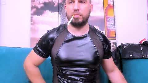 Snapshot of armandosteel chatting on 12, 12, 2024 Armando online show from 12, 12, 2024