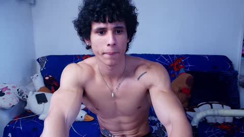 Snapshot of arnold_black69 chatting on 4, 2, 2025 arnold black online show from 4, 2, 2025