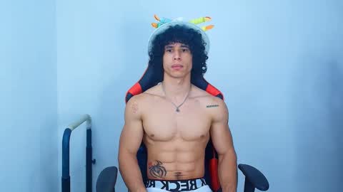 Snapshot of arnold_black69 chatting on 18, 9, 2025 arnold black online show from 18, 9, 2025