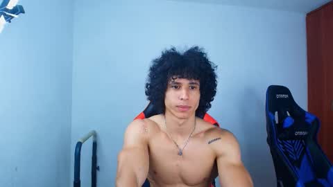 Snapshot of arnold_black69 chatting on 19, 9, 2025 arnold black online show from 19, 9, 2025