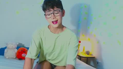 Snapshot of arnold_laurent chatting on 24, 2, 2025 Arnold online show from 24, 2, 2025