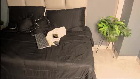 Arohom Lester online show from 14, 1, 2026