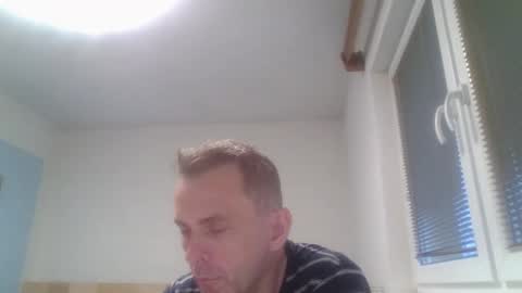 aromannn online show from 8, 11, 2025