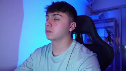 aron__cooper online show from 29, 4, 2026