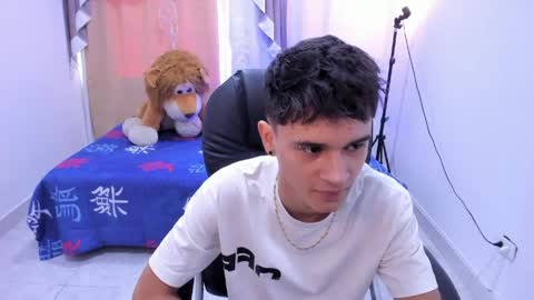 Aaron online show from 9, 4, 2026