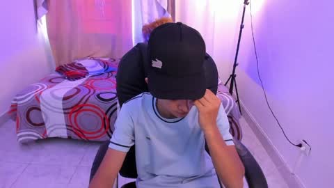 Aaron online show from 24, 4, 2026