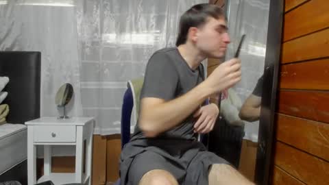 Aron G Franco online show from 8, 2, 2025