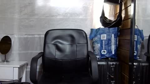 Aron G Franco online show from 19, 11, 2025