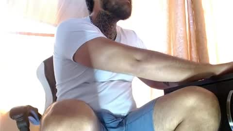 aronmiller online show from 27, 4, 2026