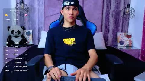 Arontawers online show from 5, 6, 2026