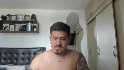 ARON  Independent model  online show from 7, 1, 2026