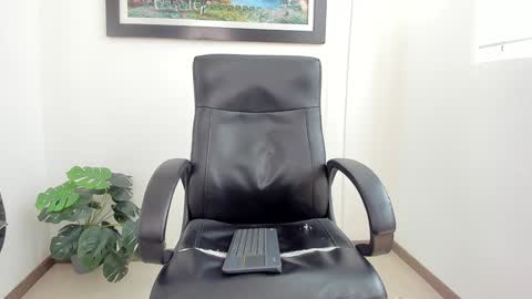   online show from 7, 2, 2025