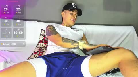 AROON HOT online show from 26, 2, 2026