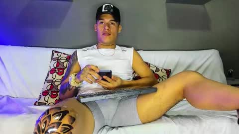 AROON HOT online show from 6, 3, 2026