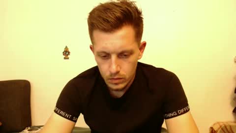 arromwilliam90 online show from 9, 2, 2025