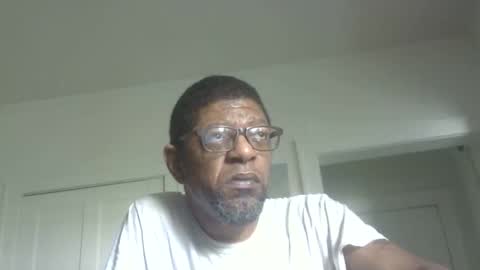 Snapshot of arteblazze chatting on 9, 6, 2026 Arteblazze not daddy boy bitch or nigga online show from 9, 6, 2026